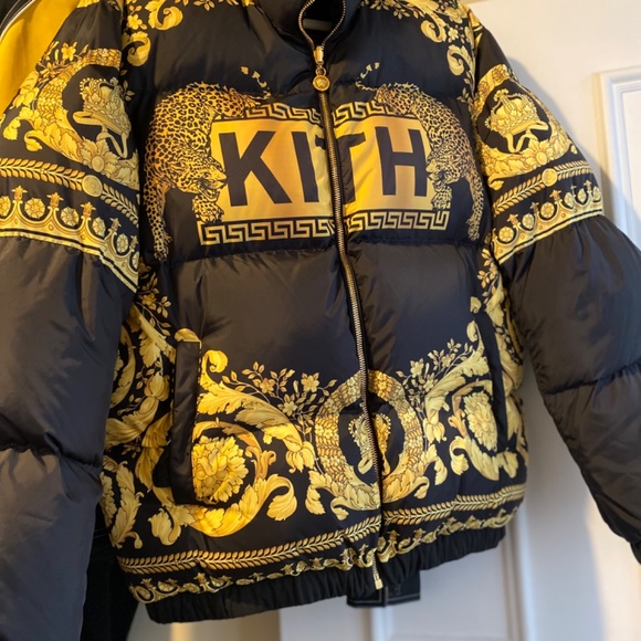 Versace x Kith collab puffer jacket - Picture 3 of 3